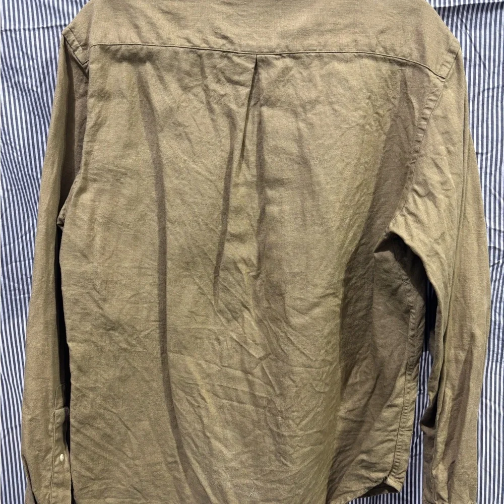Men's Casual Tan Linen Button-Down Shirt - Picture 3 of 4